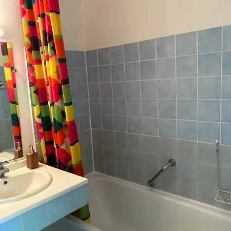 Apartment Ensoleille Avec Piscine *